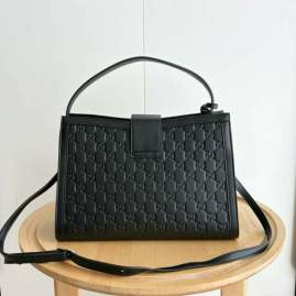 Picture of Gucci Handbags _SKUfw213817606fw